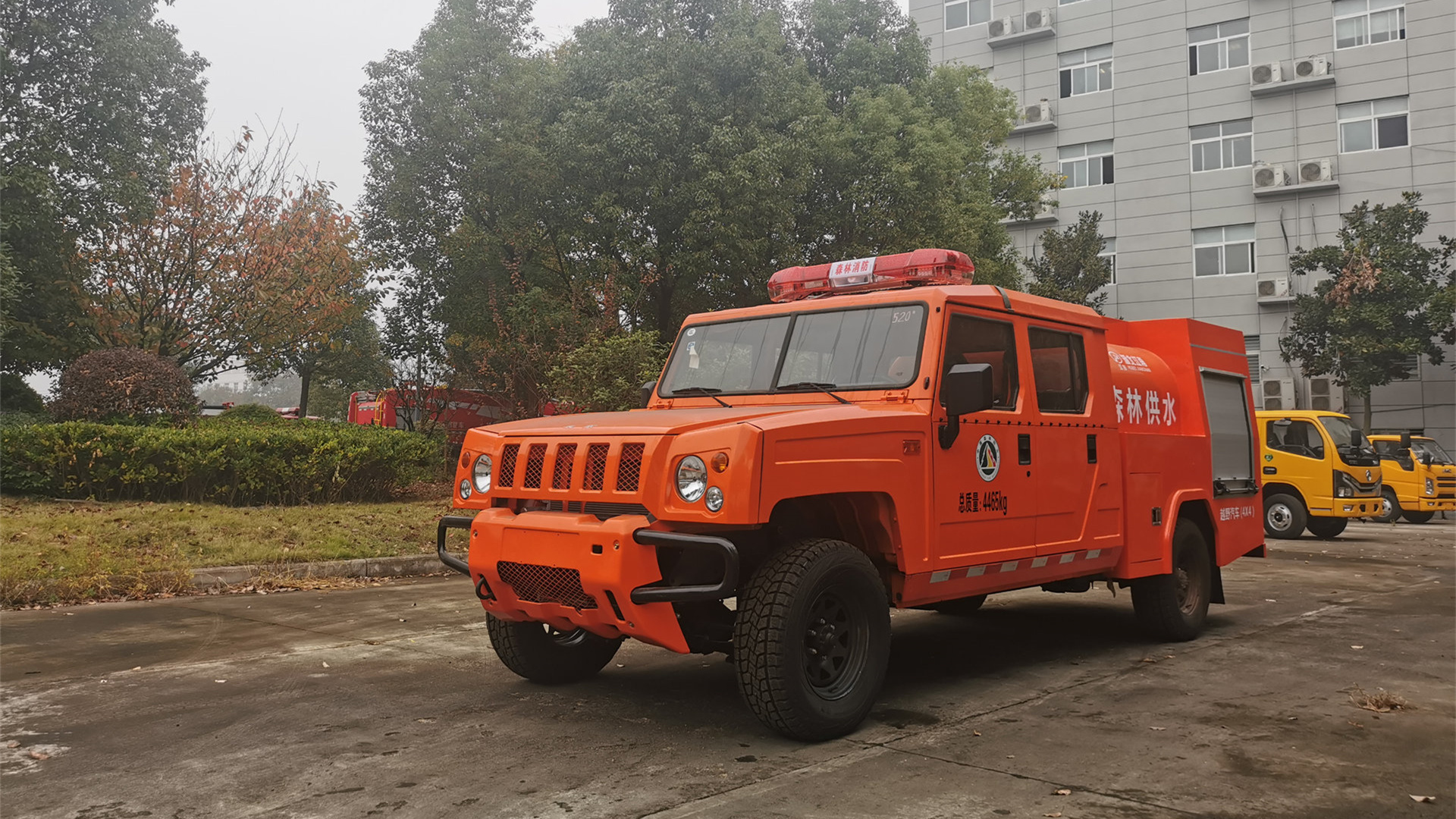 高壓噴霧車(chē)